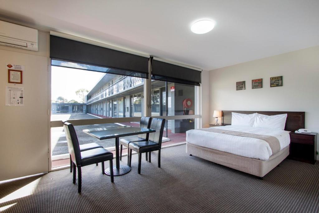 Sunshine Motor Inn Ardeer Room photo